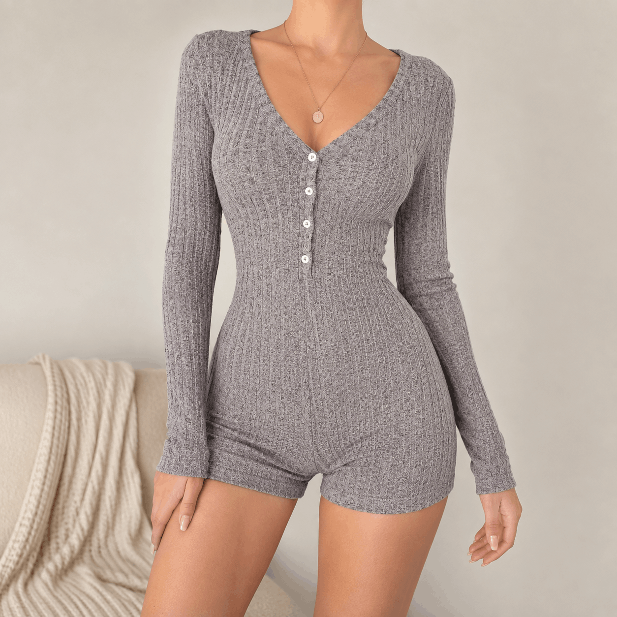 Women’s Slim-Fit Ribbed Knit Jumpsuit - Image 4
