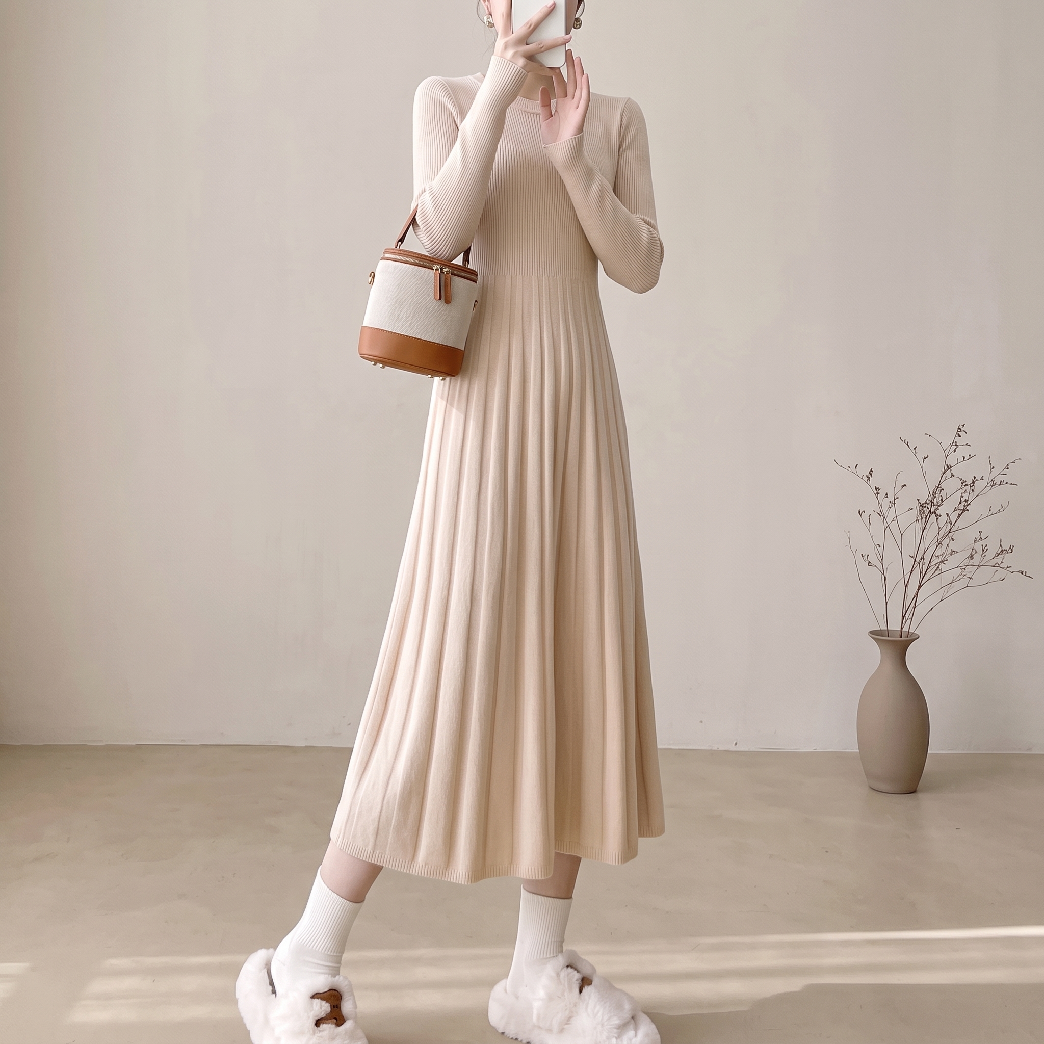 Women’s Pleated Long-Sleeve Commute Maxi - Image 4
